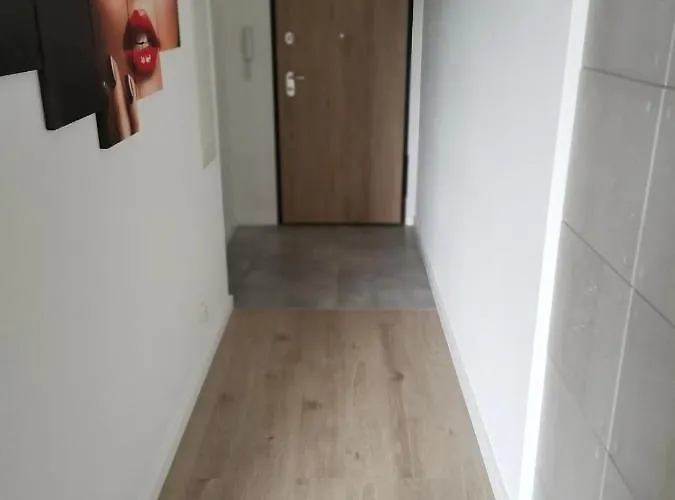 Mustsea With Free Underground Parking, Reception 24h Per 7d Διαμέρισμα *