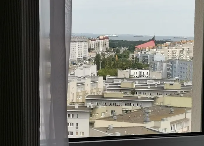 Mustsea With Free Underground Parking, Reception 24h Per 7d *