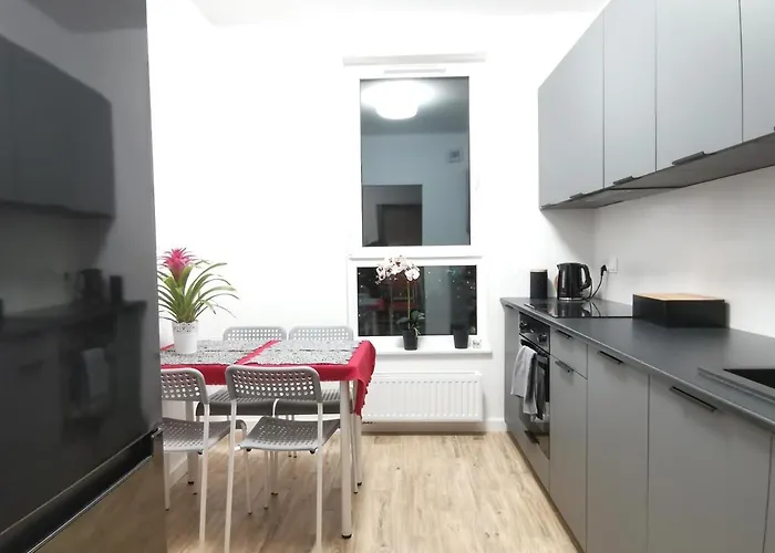 Mustsea With Free Underground Parking, Reception 24h Per 7d Lägenhet