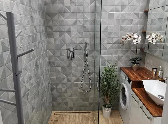 Mustsea With Free Underground Parking, Reception 24h Per 7d Gdańsk